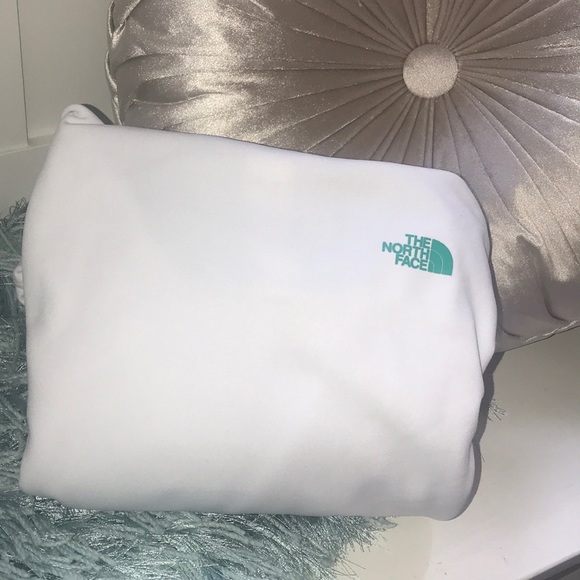COPY - The North Face-White and Turquoise-Sweatshirt - Picture 4 of 5